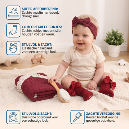 Baby Verzorgingscadeaubox – Handdoek, Sokken of Haarband & Badborstel voor Pasgeborenen